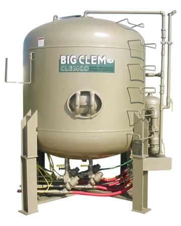 Clemco 160 Cubic Foot Sandblast Machine (1 1/2 piping) (1587445039139)