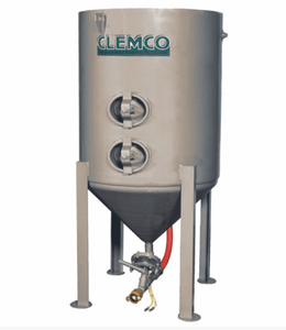 Clemco 3 cu ft Classic Blast Machine Model 1648 with Flat Sand Valve (FSV) - Stationary 1-1/4 inch Piping - Without Remote